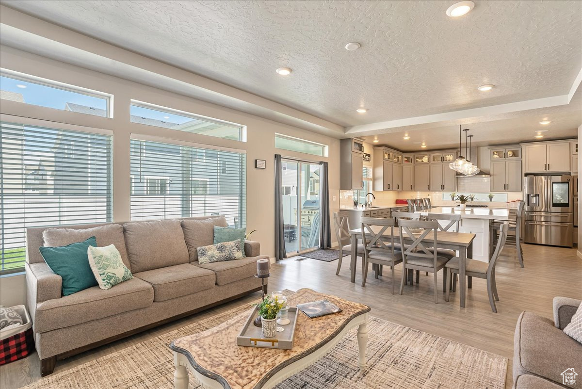 102 E Hidden Creek Way, Saratoga Springs, Utah image 9