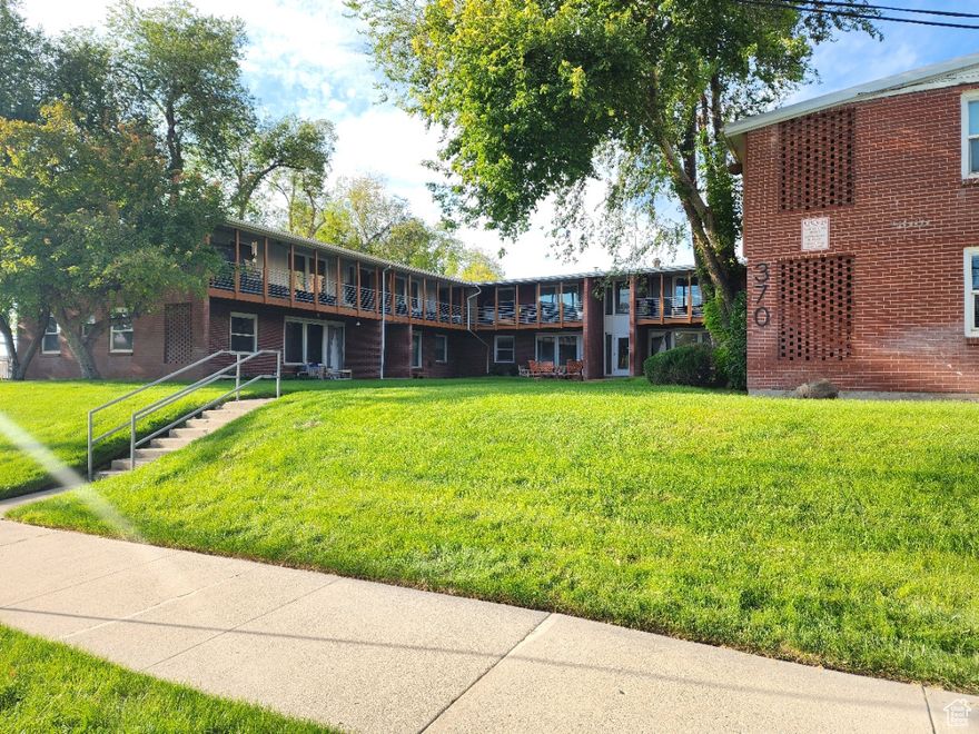 Utilities are included in the HOA. No surprise bills for gas, water, sewer, Internet, yard maintenance, insurance, It's all included! Electricity is the only exception. Only 1 block from Warm Springs Park & walking distance to Handle bar & Mountain West. Wanna go downtown... it's only a mile to Down Town Salt Lake City & The Delta Center! If you have ever wanted to live near the city, this is a MUST SEE condo!!! You're going to LOVE the large deck overlooking the courtyard. There are 2 separate entrances to the condo. The main door is a from the courtyard & a back porch entrance to the west.