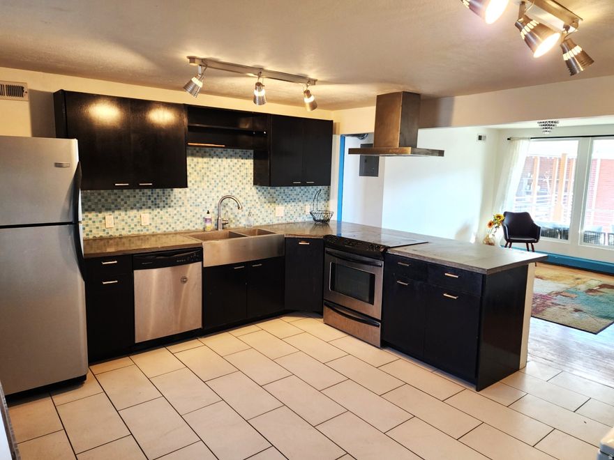 Utilities are included in the HOA. No surprise bills for gas, water, sewer, Internet, yard maintenance, insurance, It's all included! Electricity is the only exception. Only 1 block from Warm Springs Park & walking distance to Handle bar & Mountain West. Wanna go downtown... it's only a mile to Down Town Salt Lake City & The Delta Center! If you have ever wanted to live near the city, this is a MUST SEE condo!!! You're going to LOVE the large deck overlooking the courtyard. There are 2 separate entrances to the condo. The main door is a from the courtyard & a back porch entrance to the west.