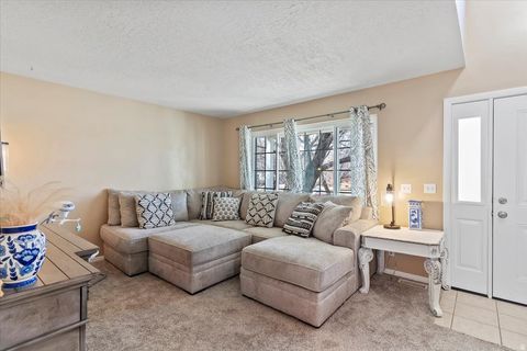Tiny photo for 2013 S 1575 W, Syracuse, UT 84075 (MLS # 2135927)