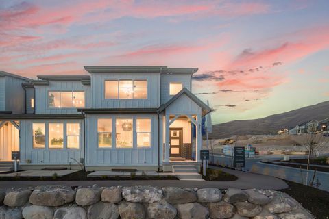 Townhouse For Sale - 2211 N Canal View Ln<br/> Heber City, UT 84032