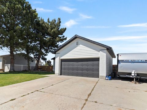 Tiny photo for 6048 W CONTADORA LN, West Valley City, UT 84128 (MLS # 2155025)