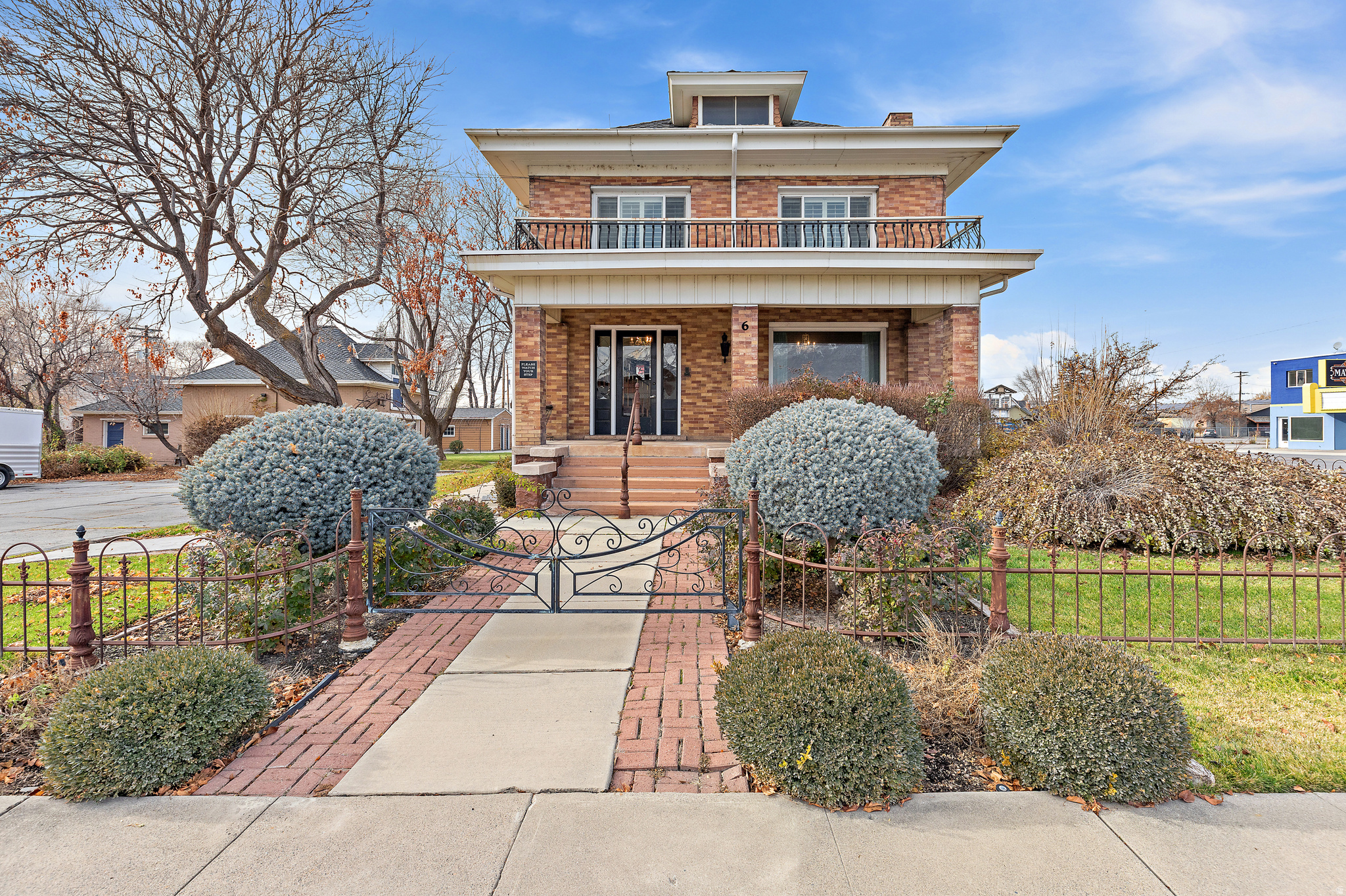 CUSHING - Residential