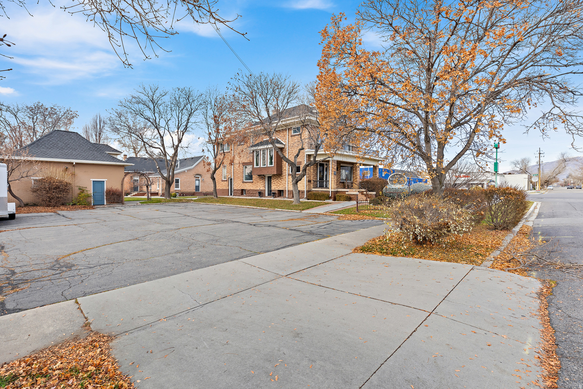 CUSHING - Residential