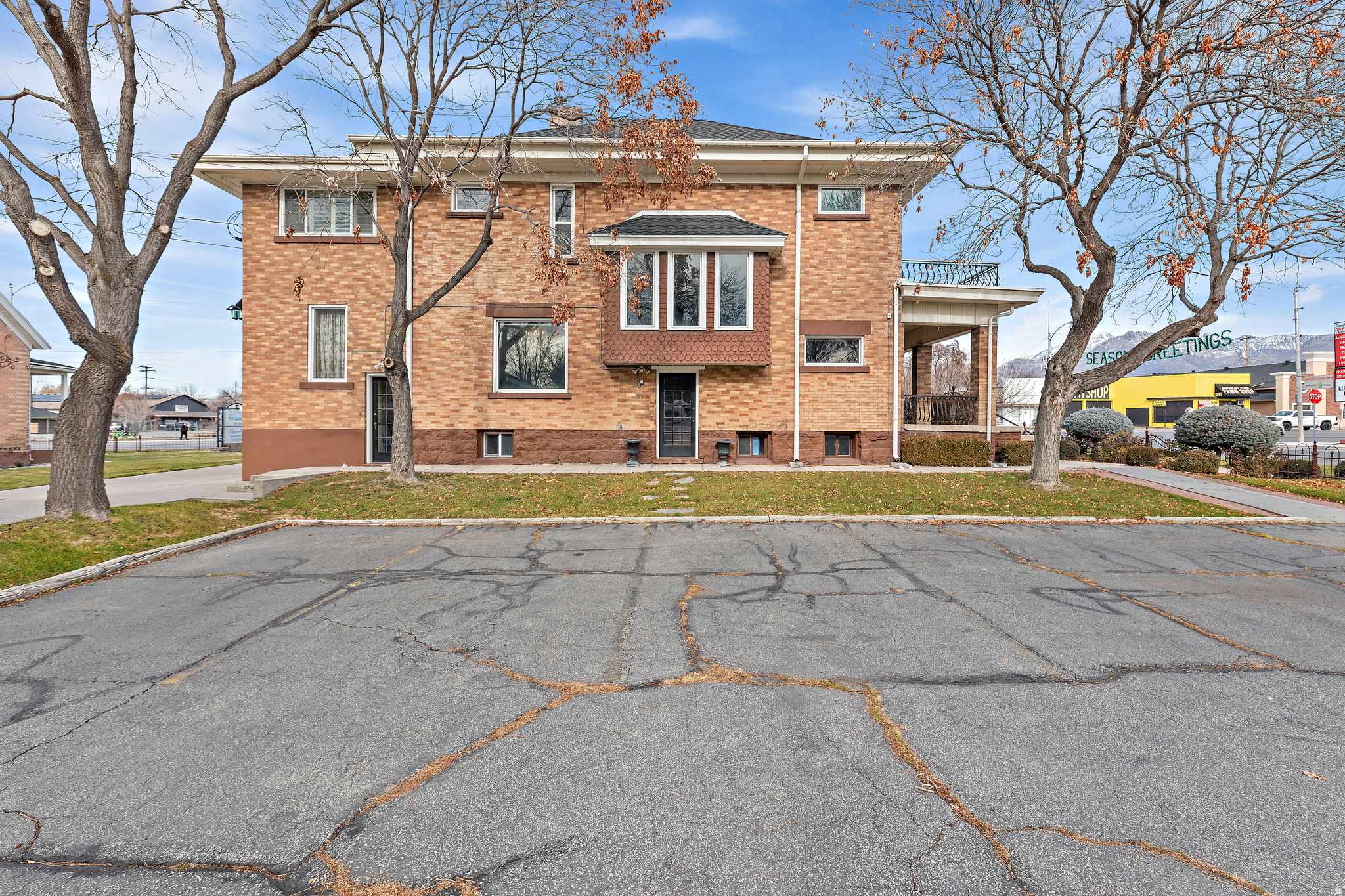 CUSHING - Residential