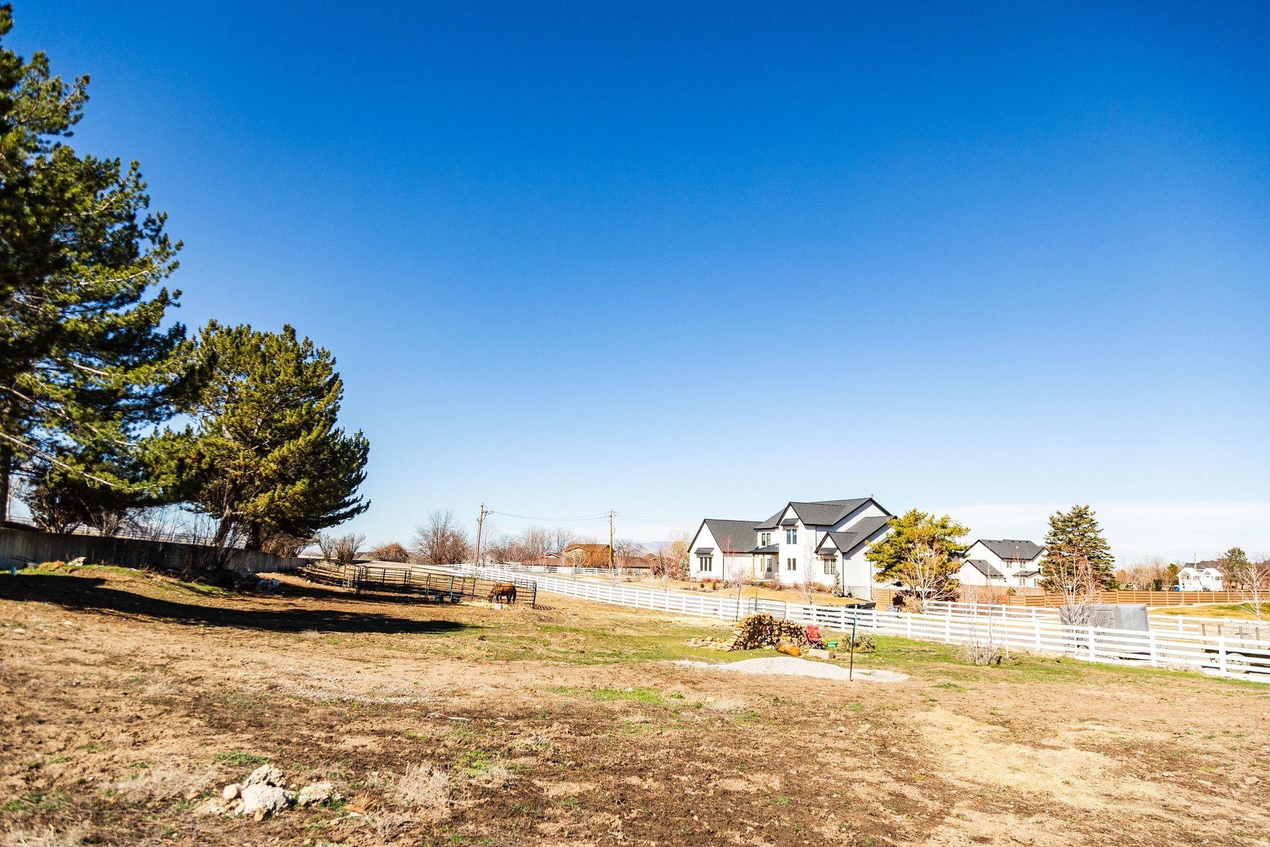 MAGNOLIA LANE - Land