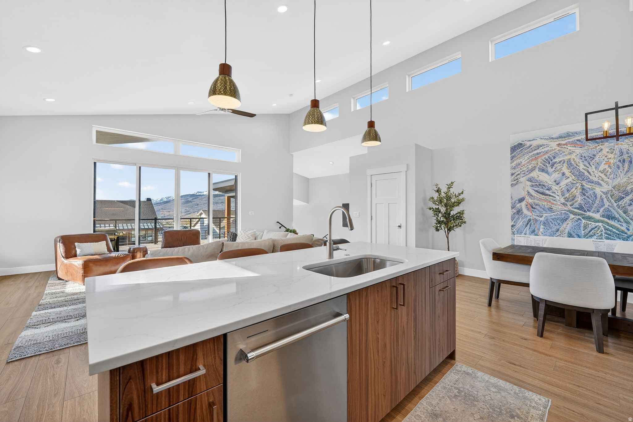 THE BRIDGES - Residential