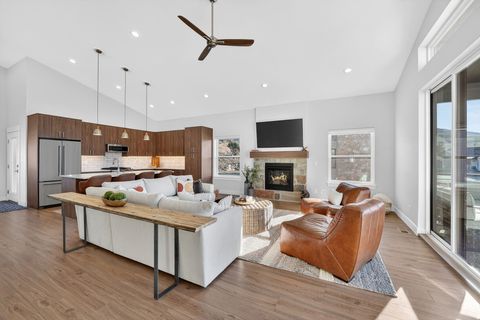 Tiny photo for 4788 E PADDLEFORD DR, Eden, UT 84310 (MLS # 2146579)