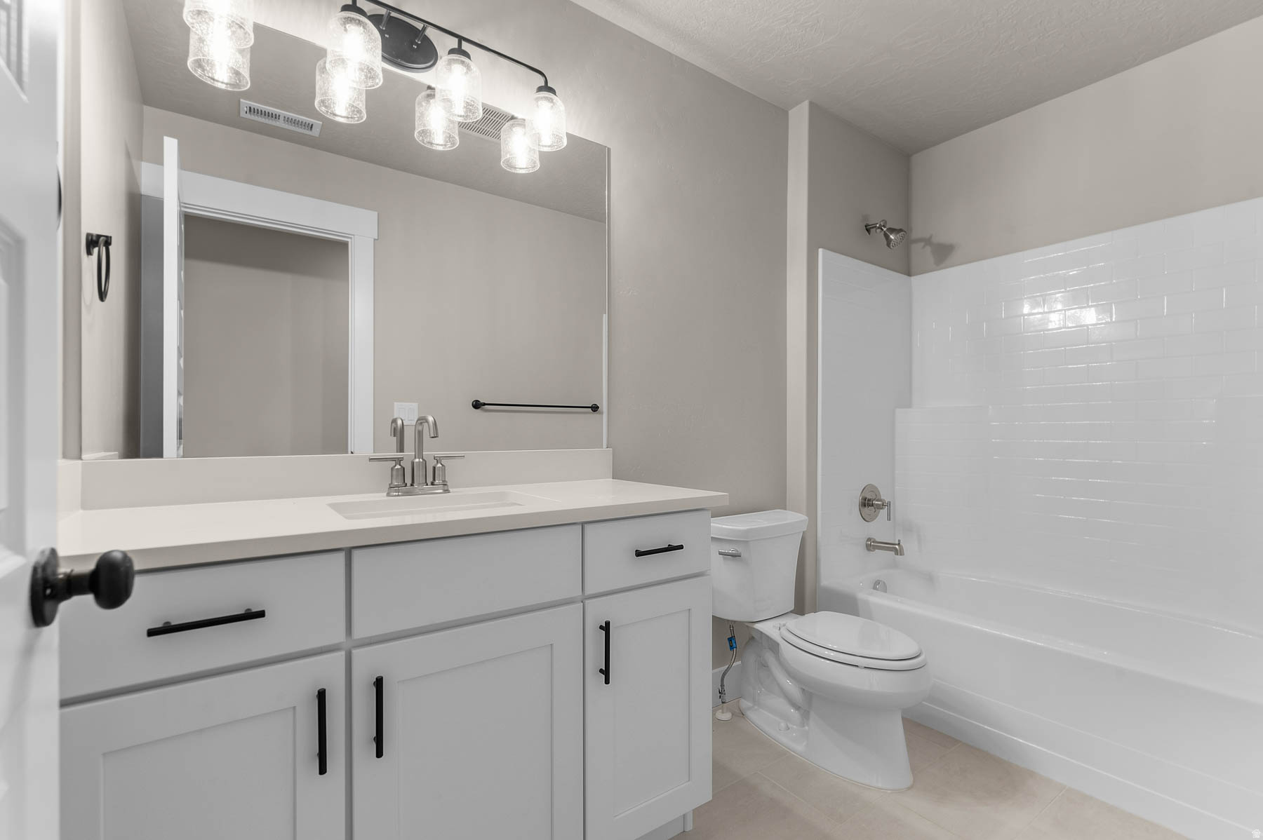 HIDDEN OAKS COLLECTION 624 - Residential