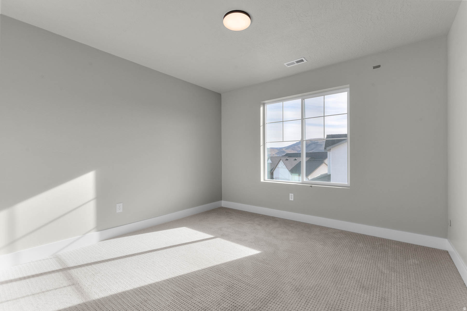 HIDDEN OAKS COLLECTION 624 - Residential