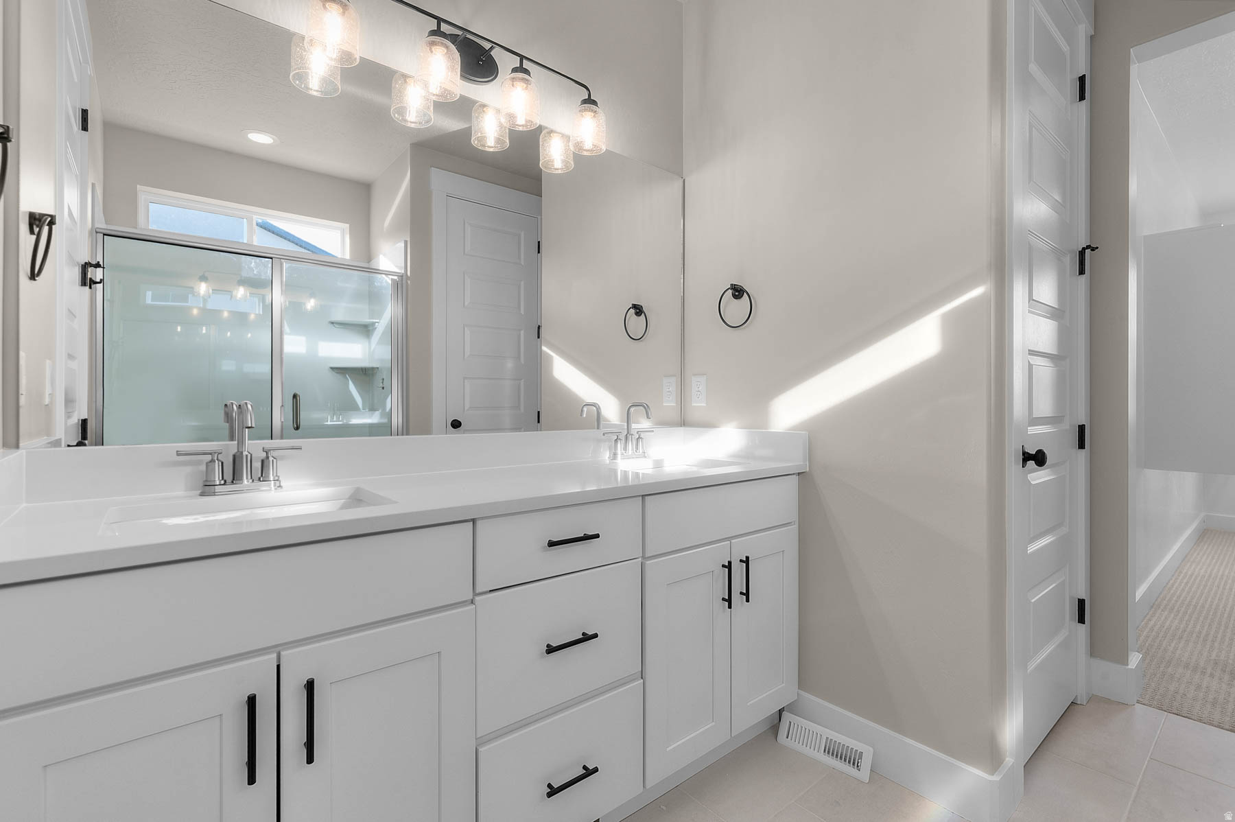 HIDDEN OAKS COLLECTION 624 - Residential