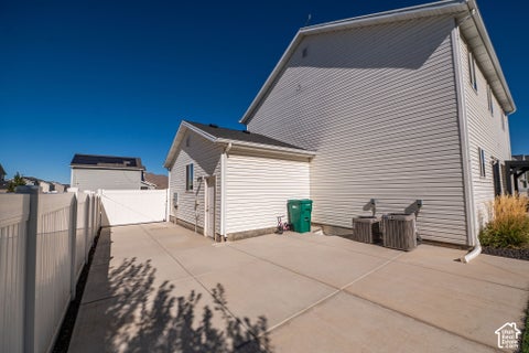 Tiny photo for 227 W BRAEBURN LN, Santaquin, UT 84655 (MLS # 2192118)