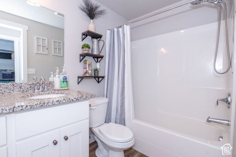 Tiny photo for 227 W BRAEBURN LN, Santaquin, UT 84655 (MLS # 2192118)