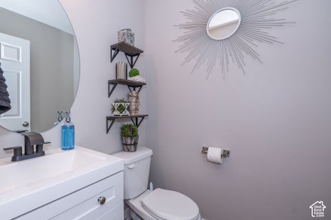 Tiny photo for 227 W BRAEBURN LN, Santaquin, UT 84655 (MLS # 2192118)