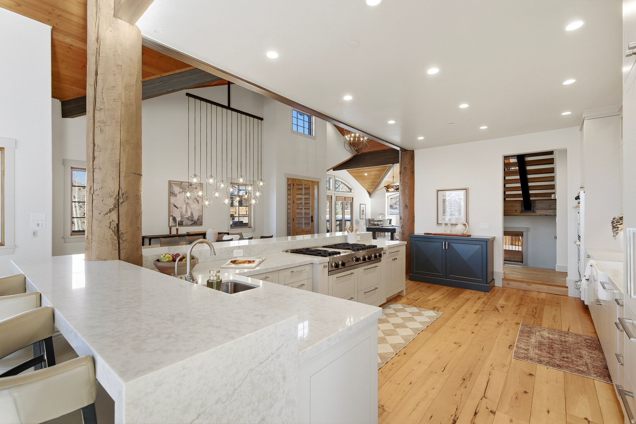 FAIRWAY HILLS - Residential