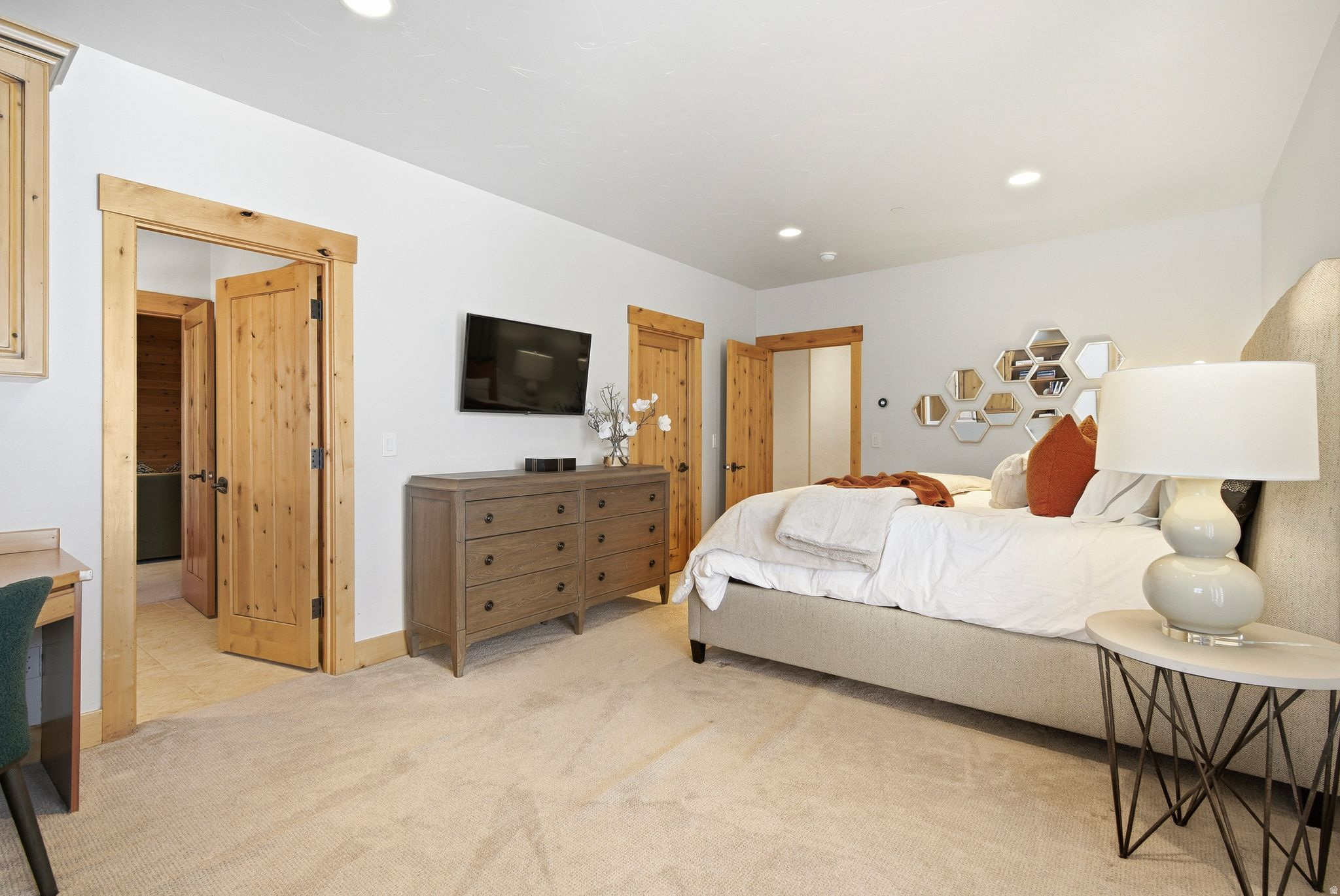 FAIRWAY HILLS - Residential