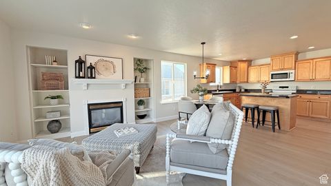 Tiny photo for 7113 S MANTOVA WAY W, West Jordan, UT 84081 (MLS # 2118173)