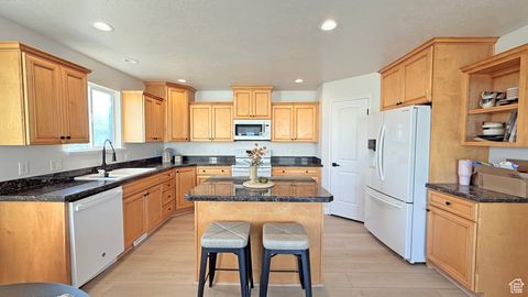Tiny photo for 7113 S MANTOVA WAY W, West Jordan, UT 84081 (MLS # 2118173)