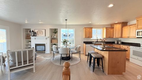Tiny photo for 7113 S MANTOVA WAY W, West Jordan, UT 84081 (MLS # 2118173)
