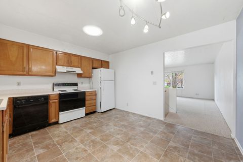Tiny photo for 6112 S VINEWAY CIR E, Salt Lake City, UT 84121 (MLS # 2150446)