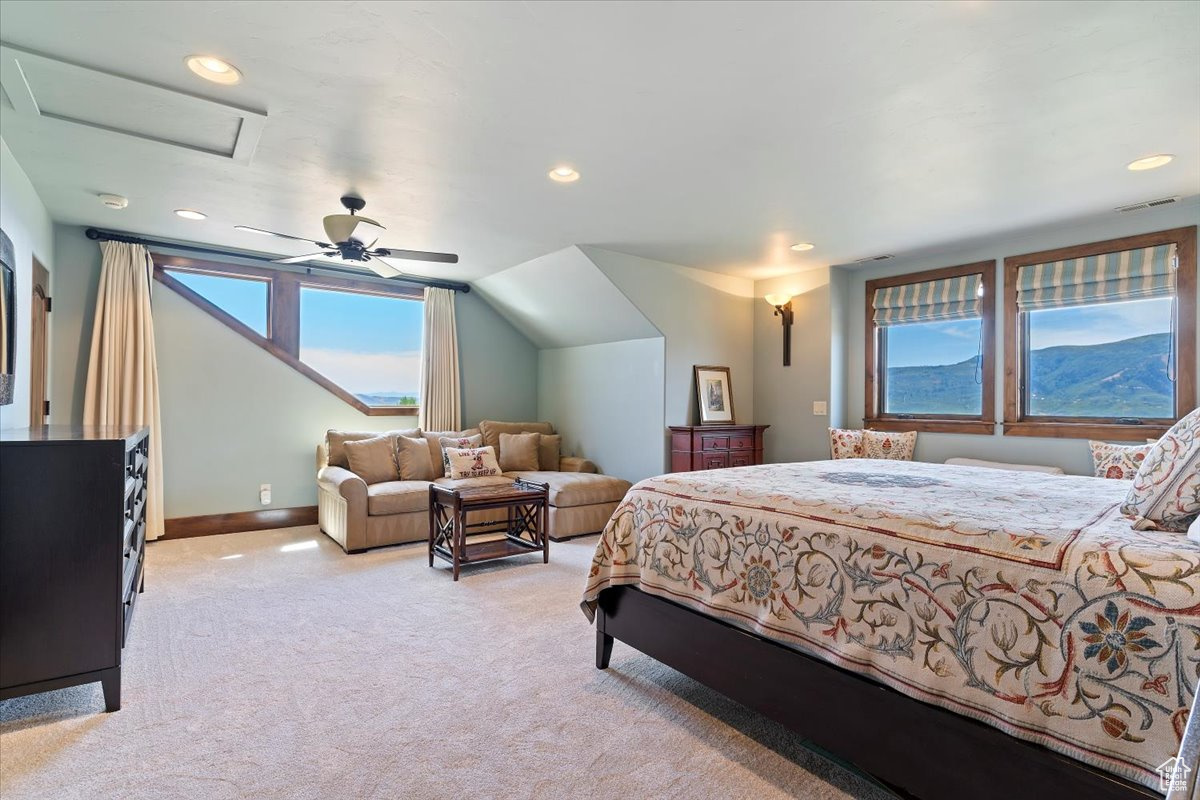 THE HIGHLANDS - Residential