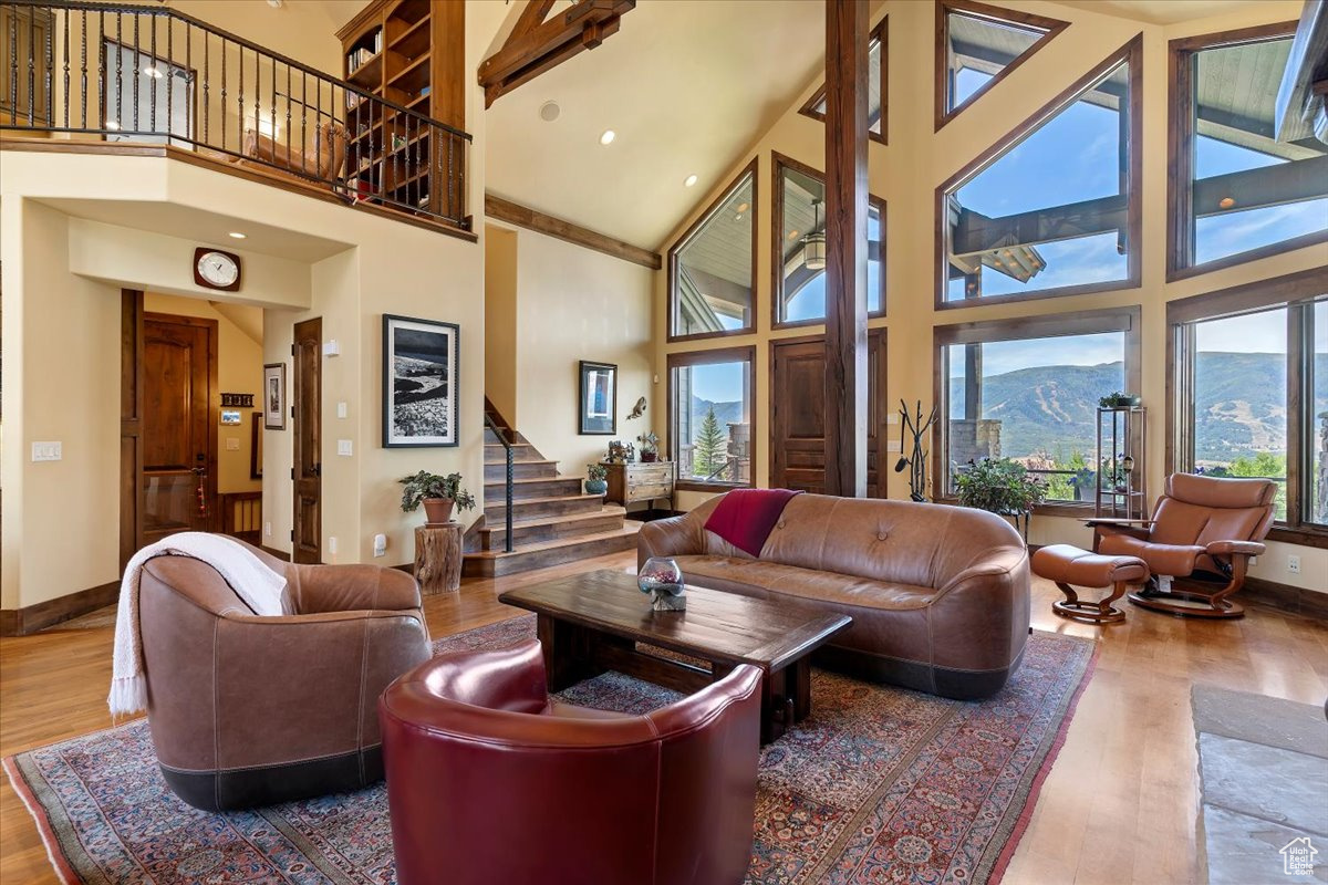 THE HIGHLANDS - Residential