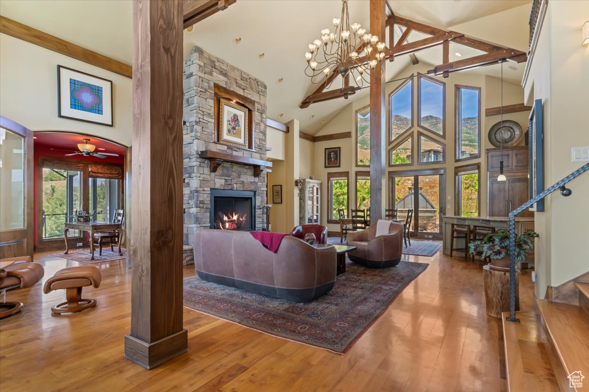 THE HIGHLANDS - Residential