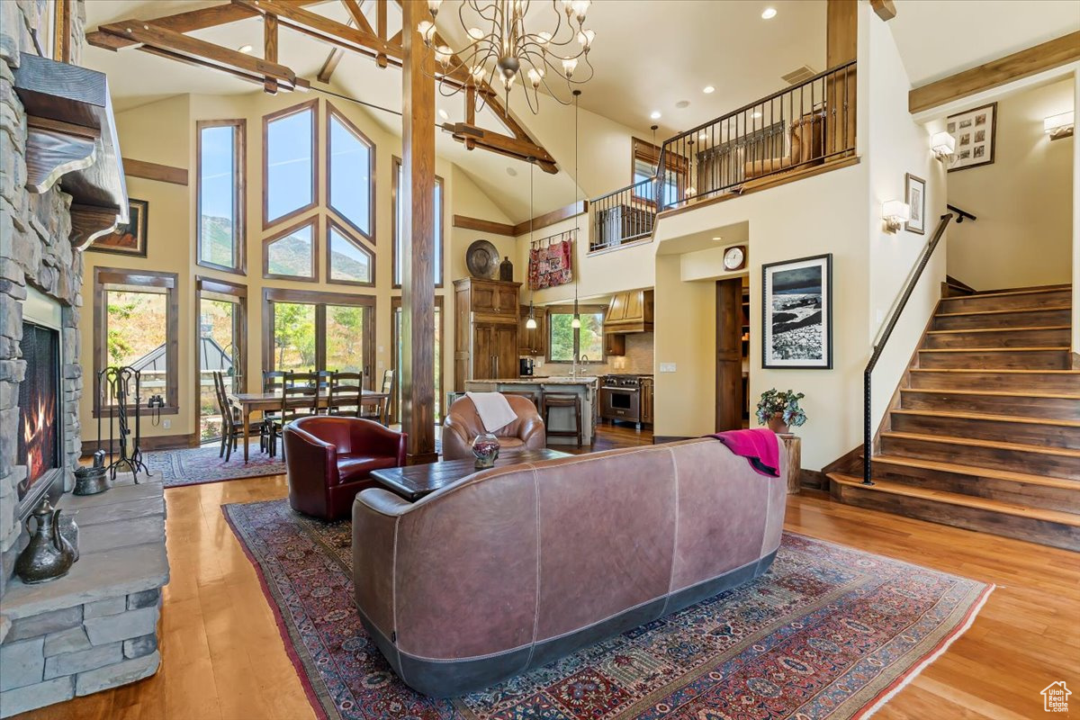 THE HIGHLANDS - Residential