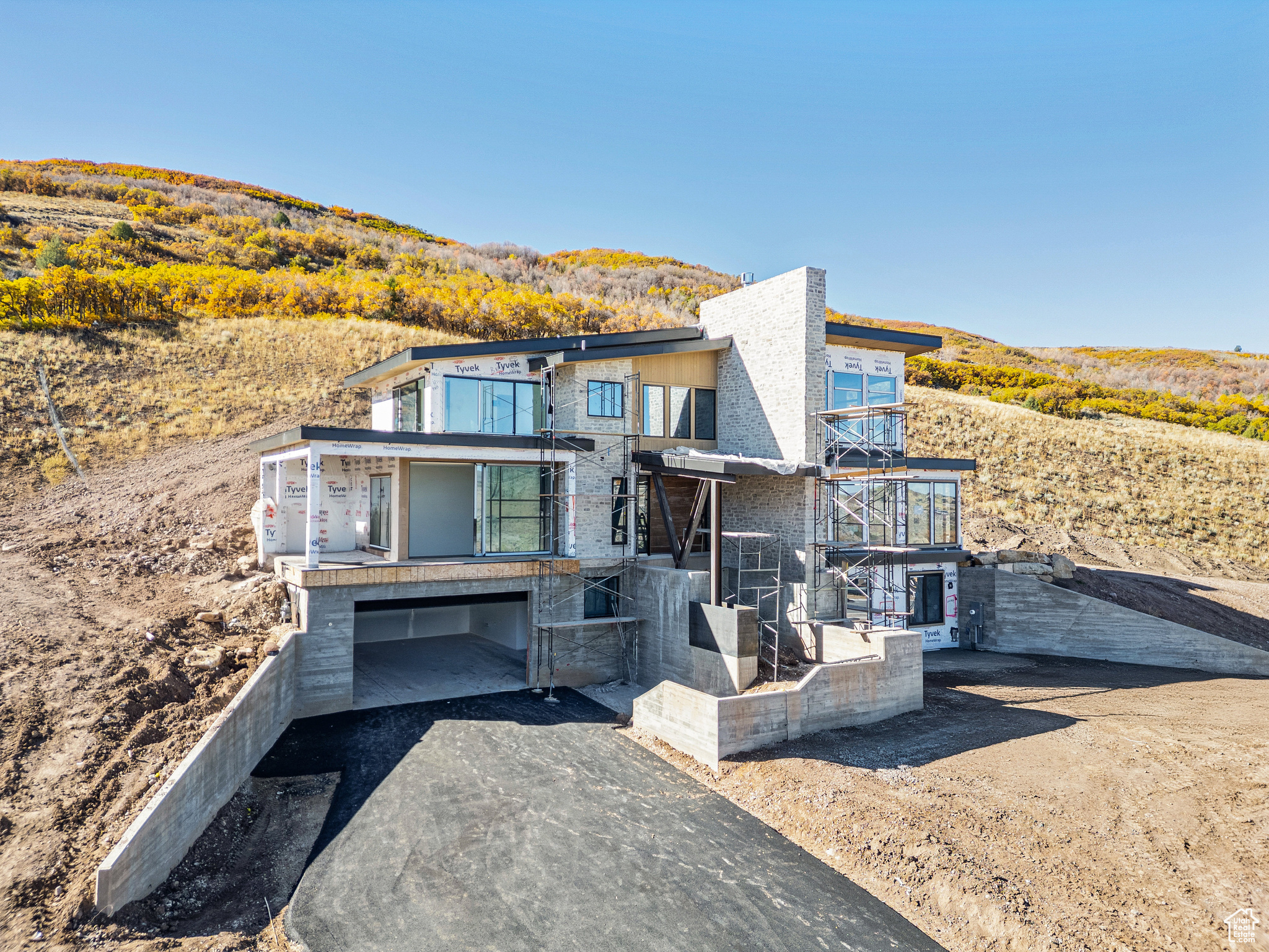 BENLOCH RANCH - Residential