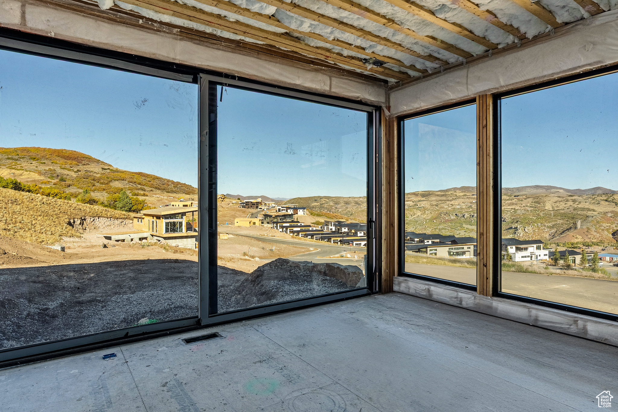 BENLOCH RANCH - Residential