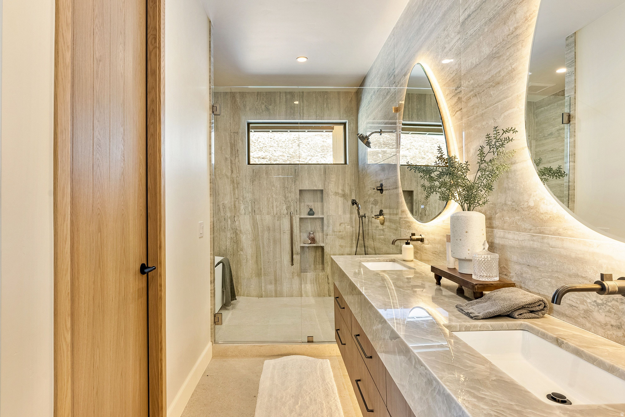 BENLOCH RANCH - Residential