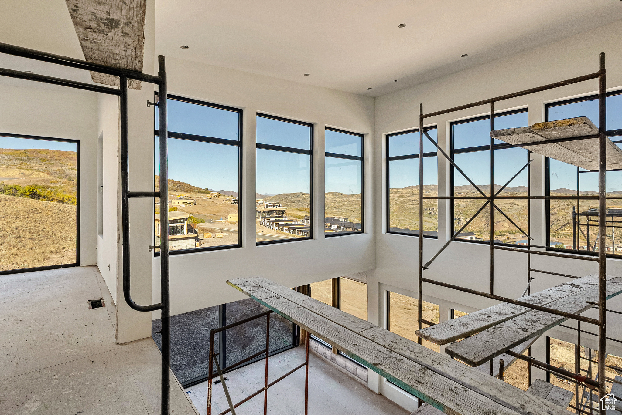 BENLOCH RANCH - Residential