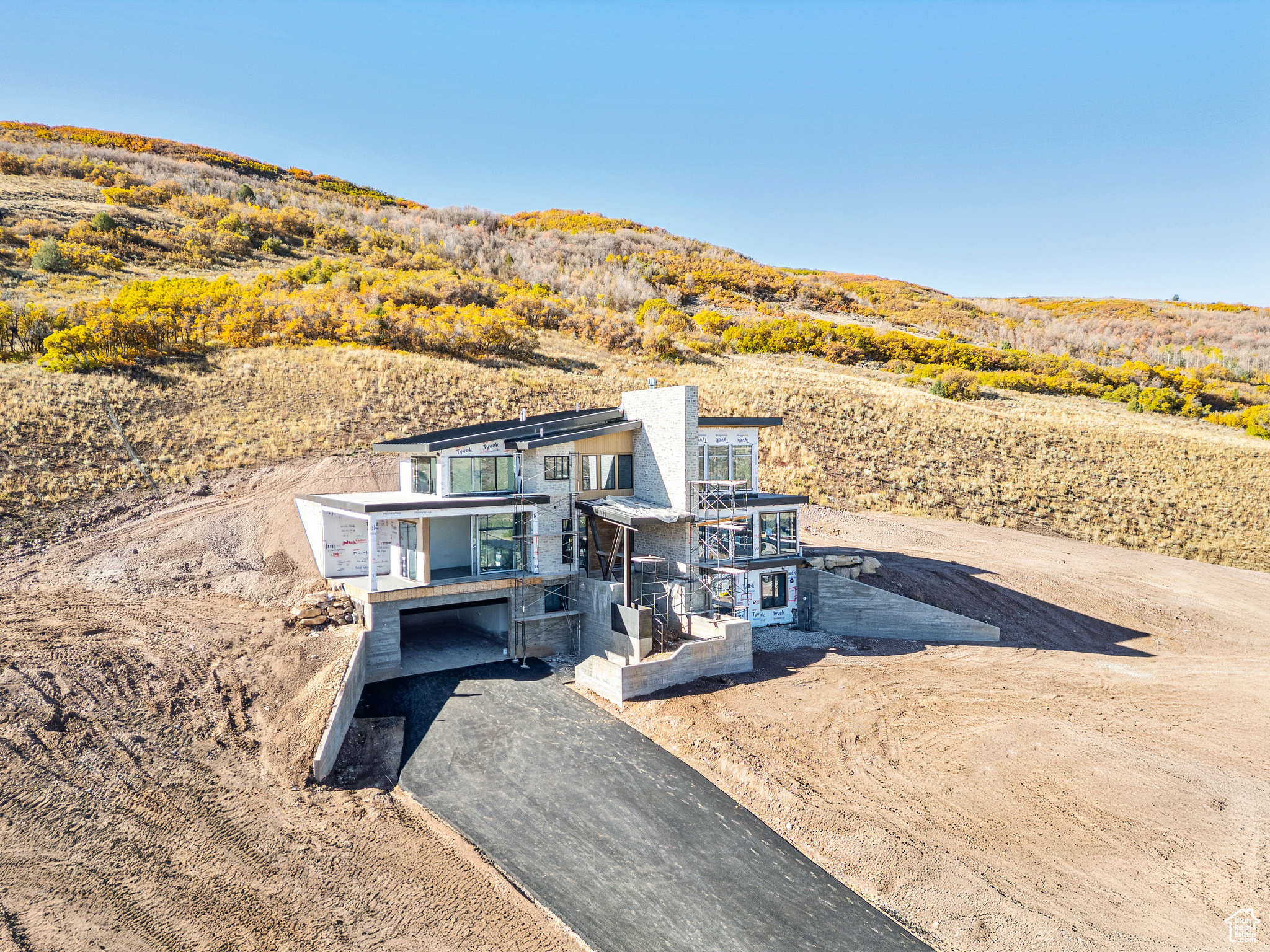 BENLOCH RANCH - Residential