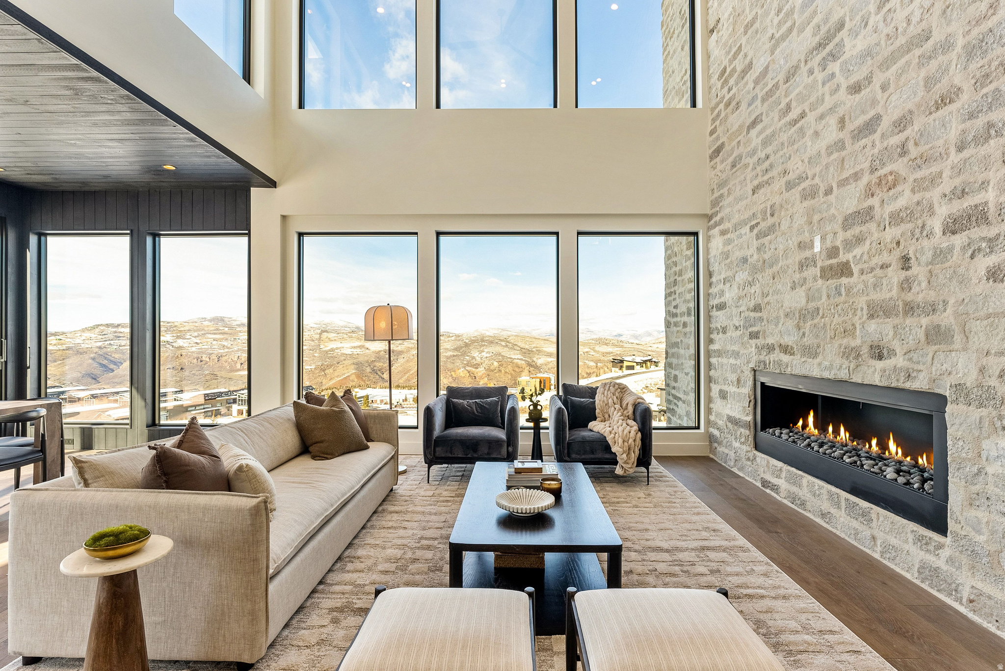 BENLOCH RANCH - Residential