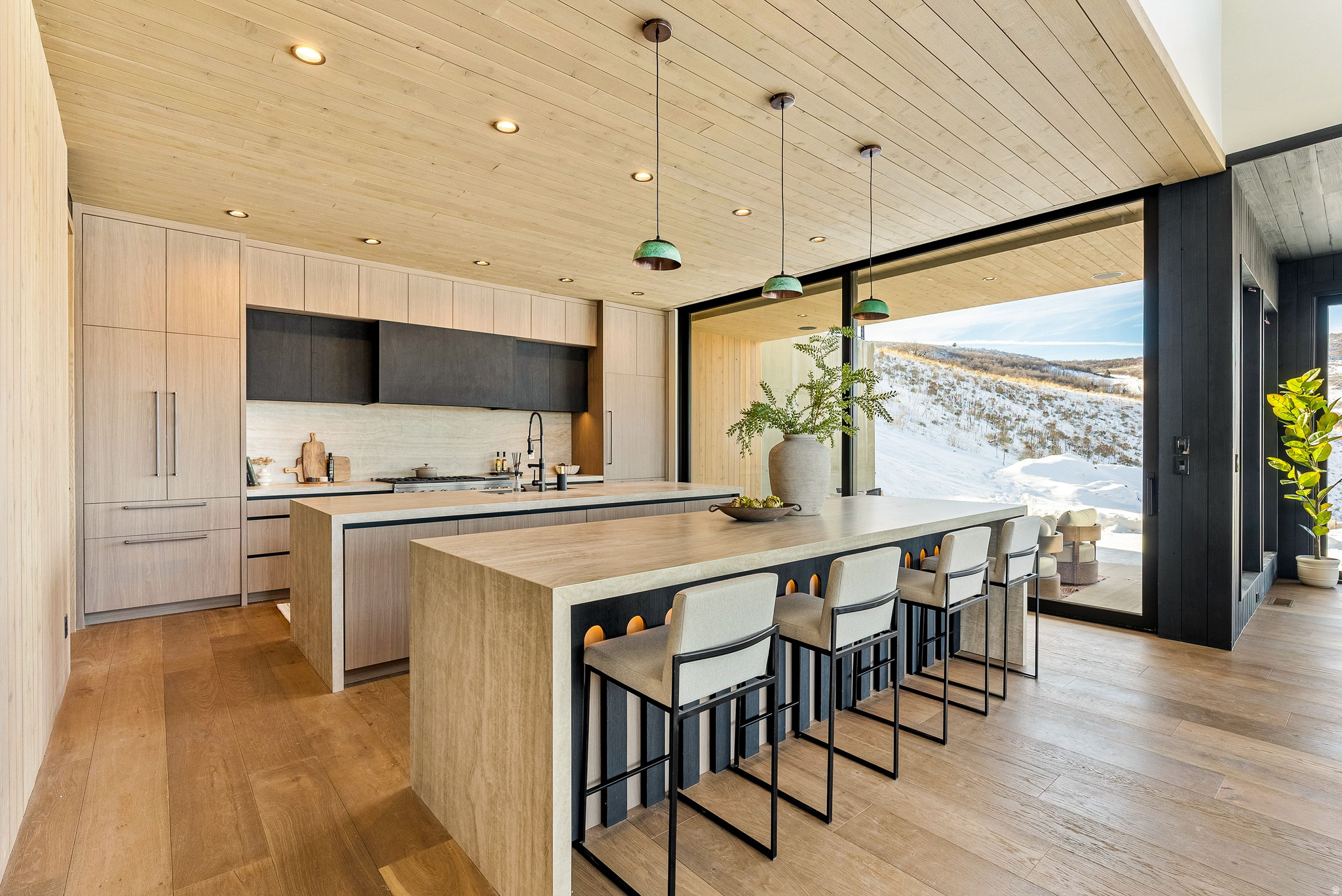 BENLOCH RANCH - Residential