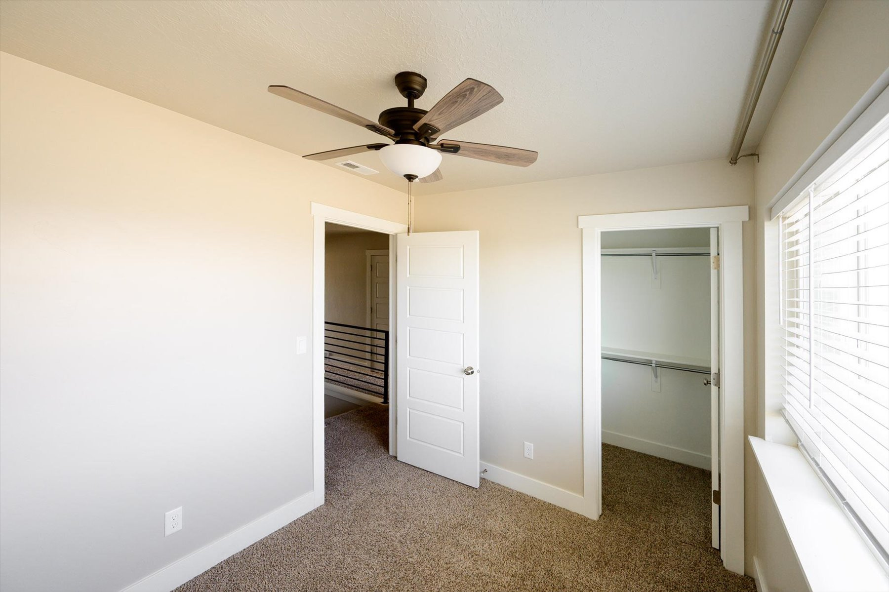 PONY EXPRESS TOWNE - Residential