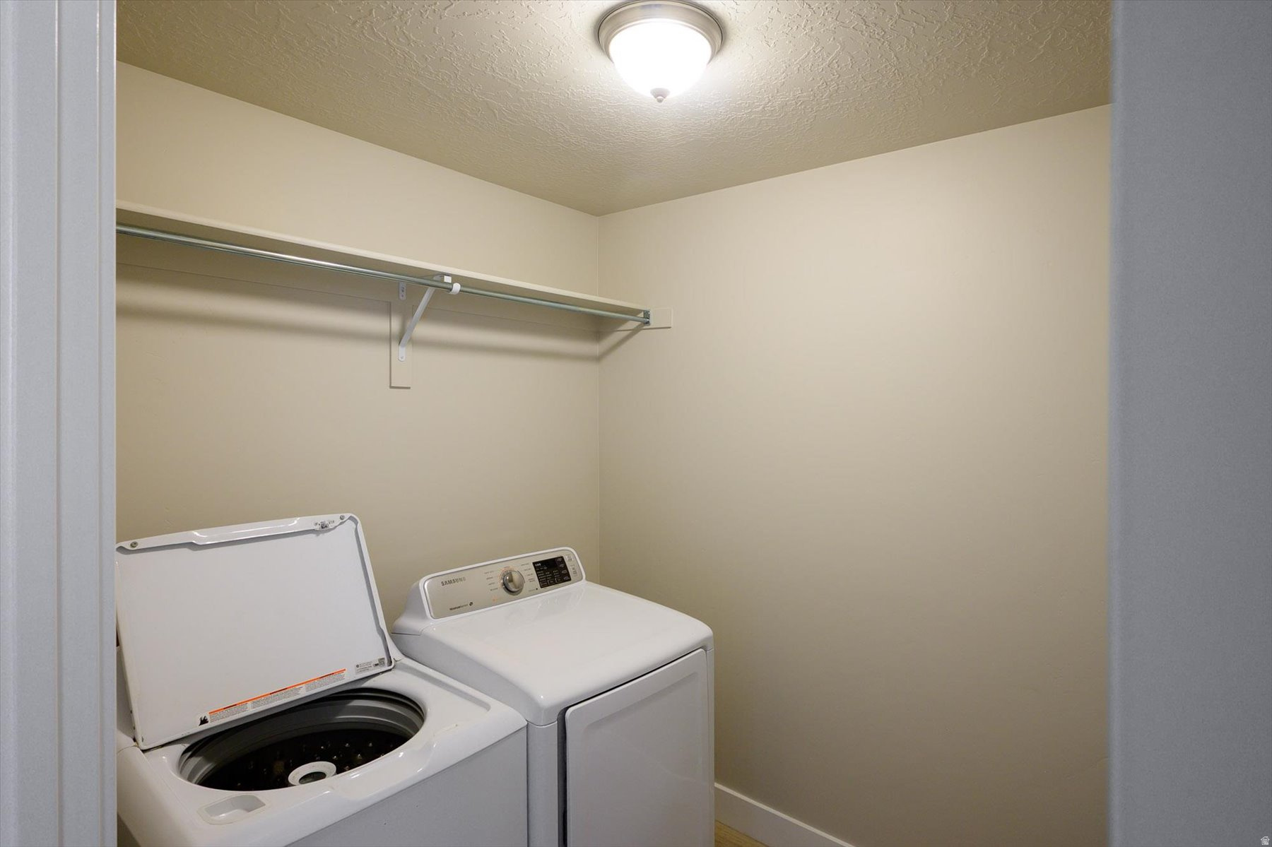 PONY EXPRESS TOWNE - Residential