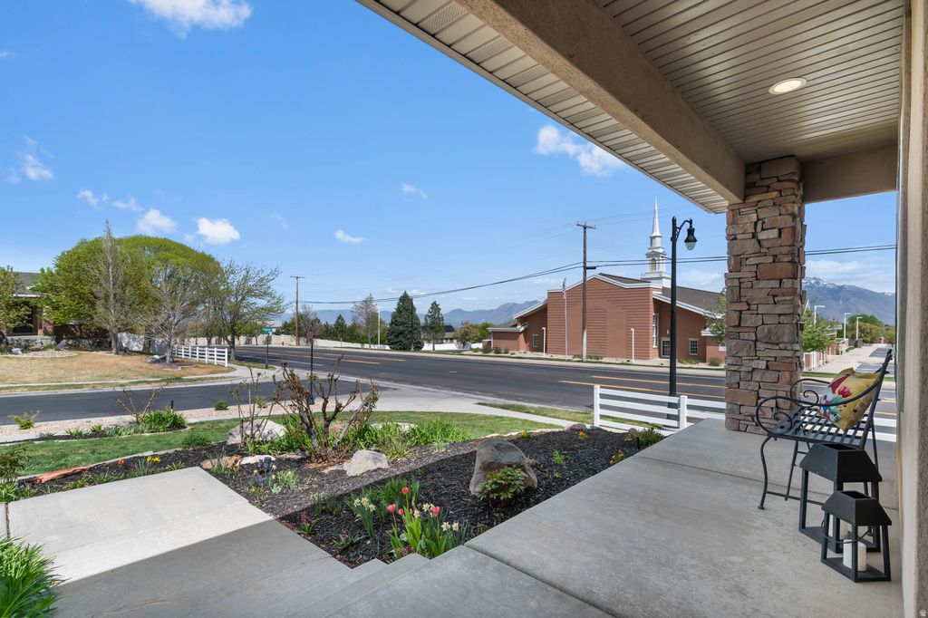 Photo of 5613 W HORSE SPRING CT S, Herriman, UT 84096 (MLS # 2150680)