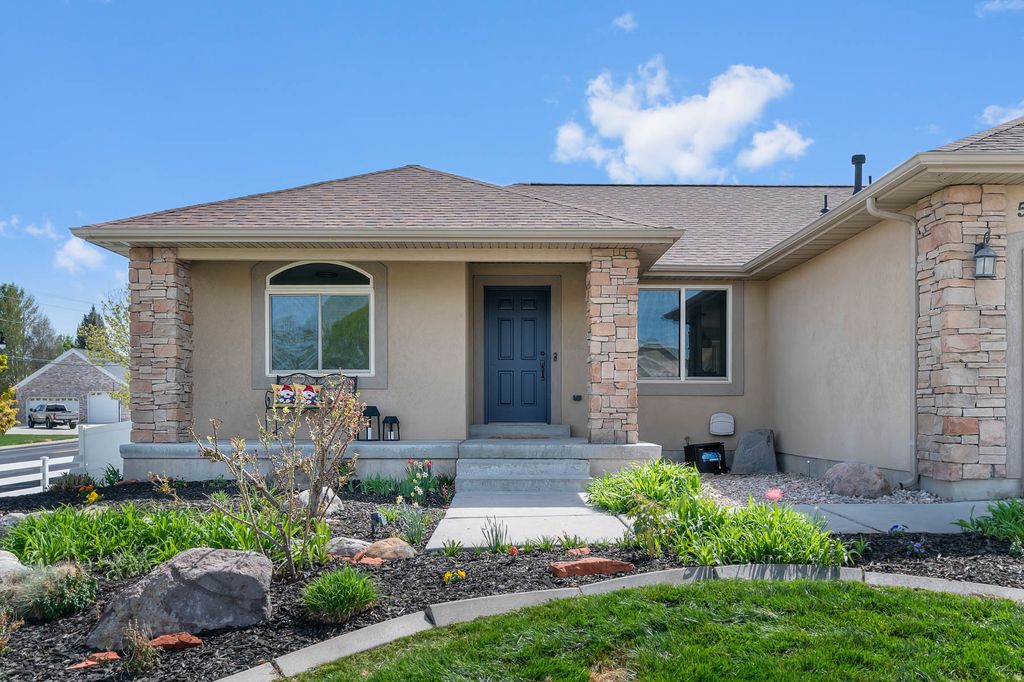 Photo of 5613 W HORSE SPRING CT S, Herriman, UT 84096 (MLS # 2150680)