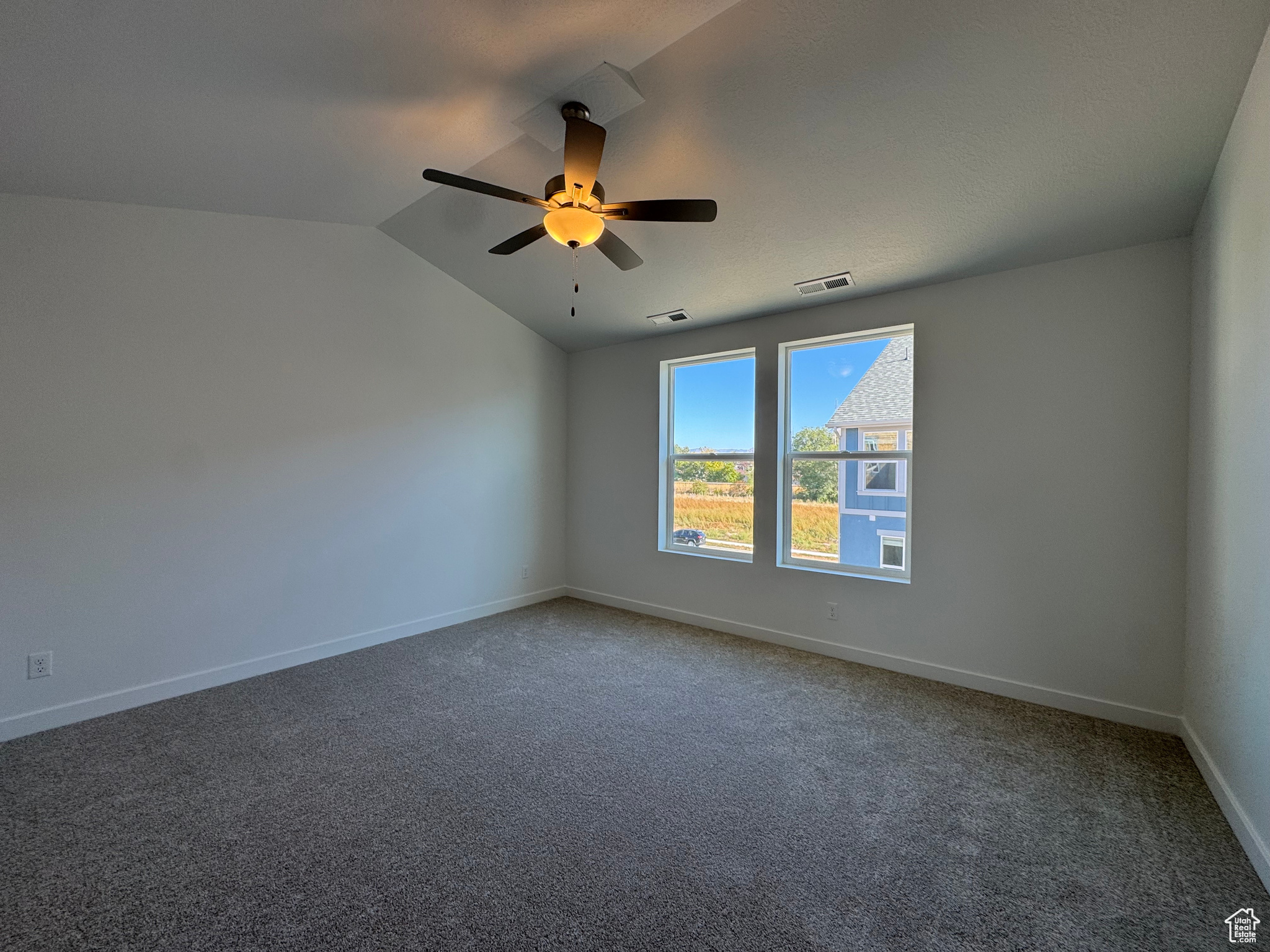 TRAILSIDE - Residential