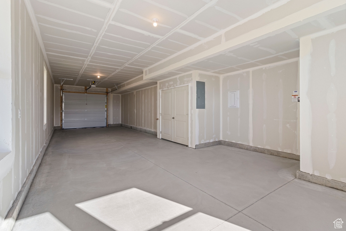 TRAILSIDE - Residential