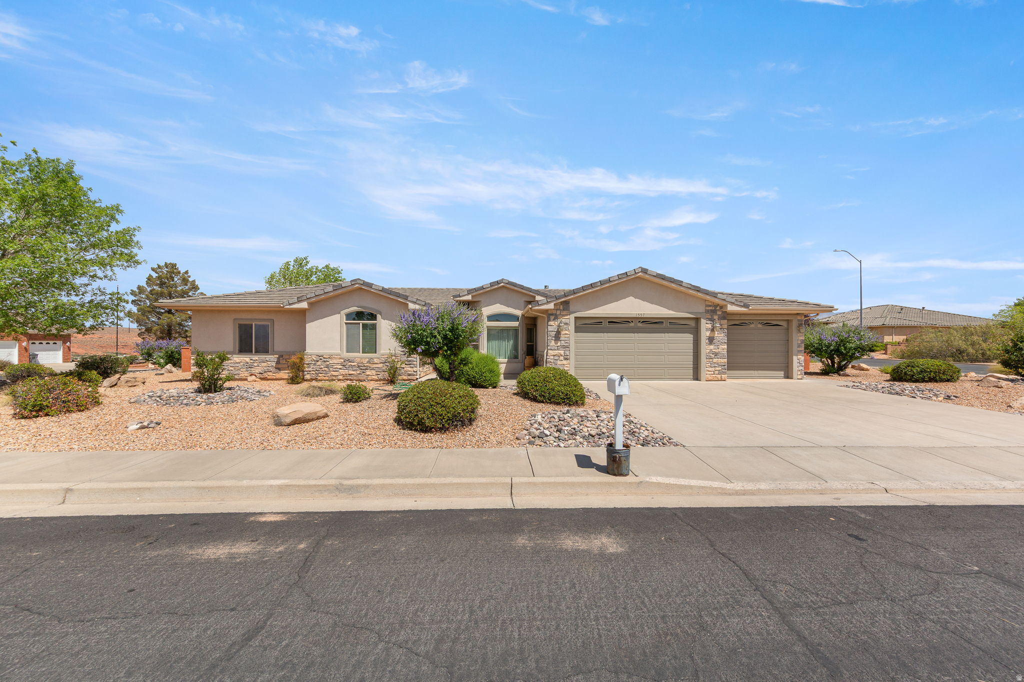 EAST RIDGE 3 - Residential