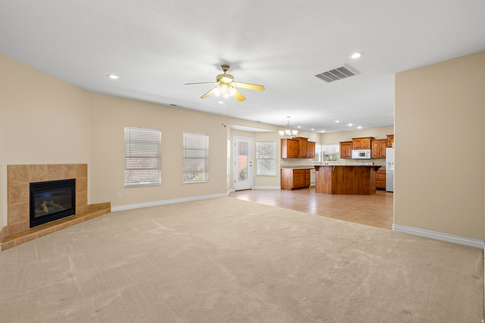 EAST RIDGE 3 - Residential