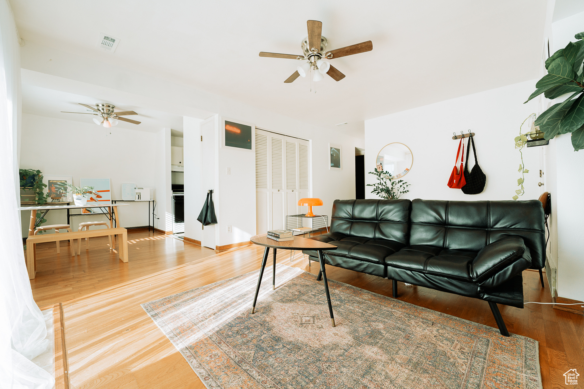 WILLOWS CNDM - Residential