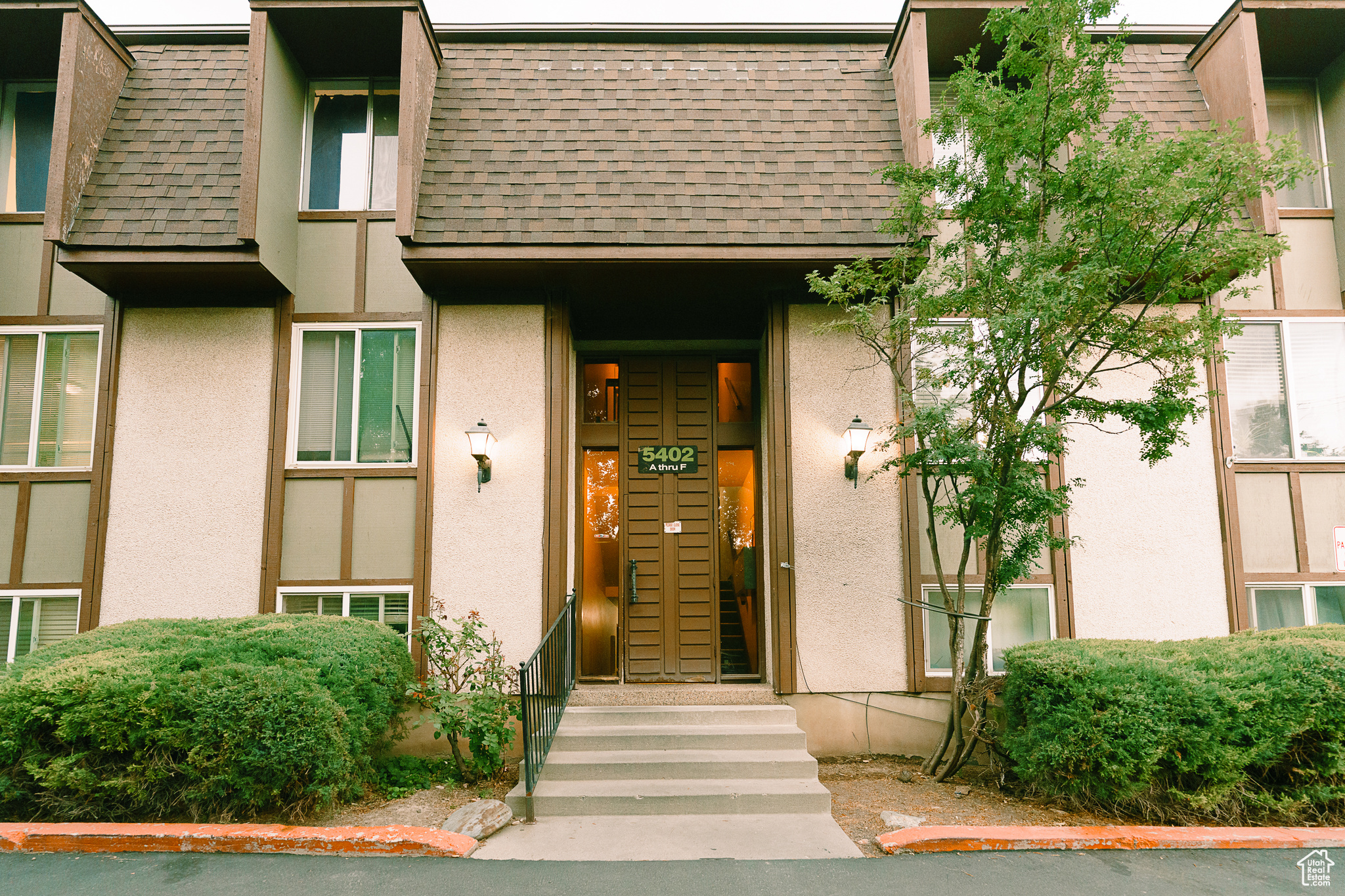 Don't miss this beautifully maintained top-floor condo with 950 sq. ft. of inviting living space! Featuring 2 spacious bedrooms and 1 full bath, this bright and airy home offers an open layout, plenty of natural light, and a comfortable, low-maintenance lifestyle. Perfectly located near shopping, dining, and commuter routes, this condo is ideal for first-time buyers, downsizers, or investors for Airbnb. A fantastic opportunity to own a charming home in a desirable area! Easy access to freeway, to SLCC, University of Utah and other schools. Located in a very private and quiet community.