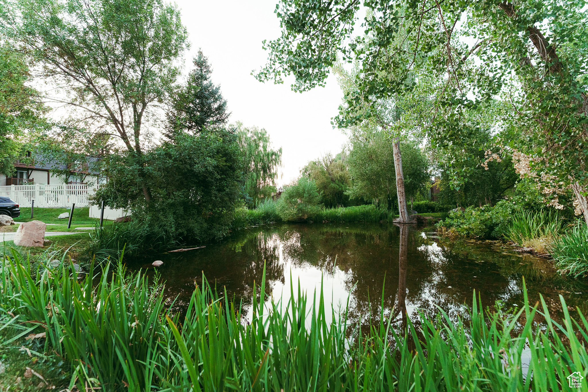 WILLOWS CNDM - Residential