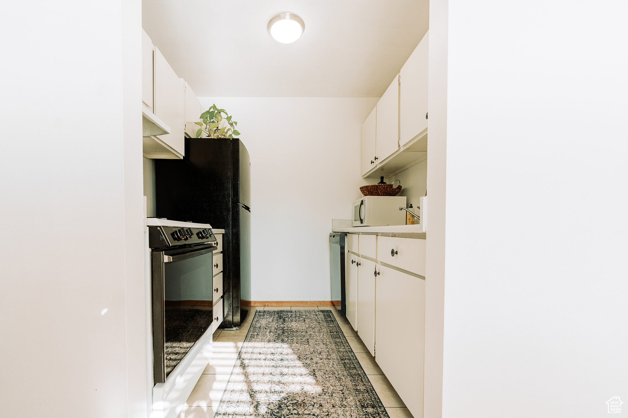 WILLOWS CNDM - Residential