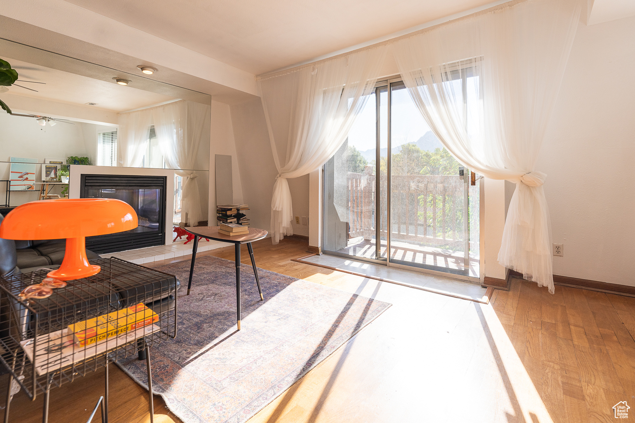 WILLOWS CNDM - Residential