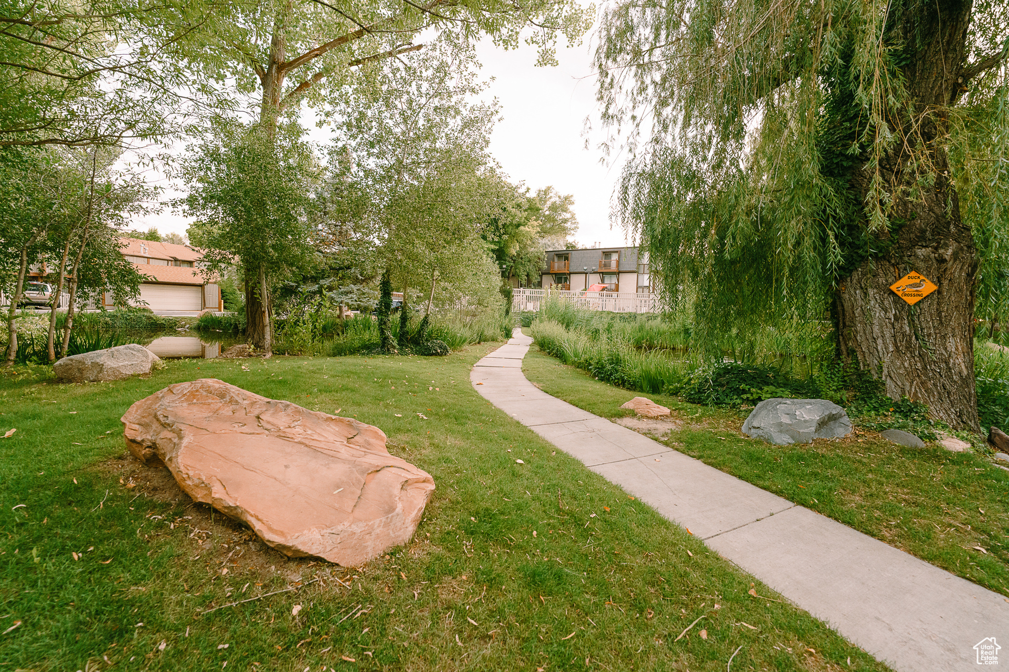 WILLOWS CNDM - Residential