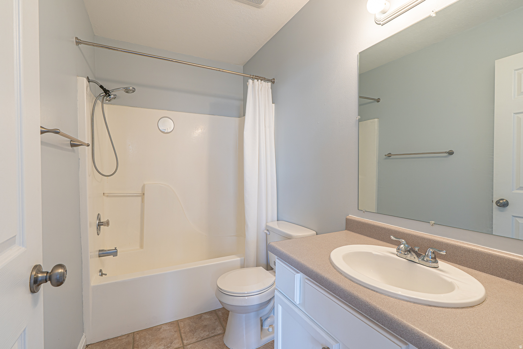 VICTORIAN VILLAGE - Residential